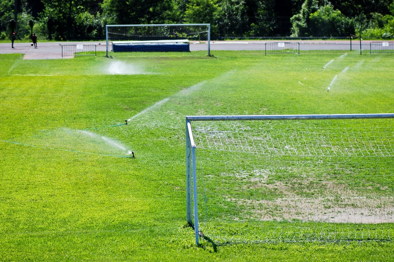 Nawadnianie kropelkowe na boiskach sportowych